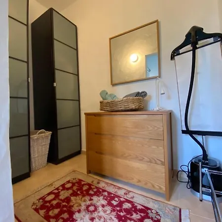 Casa Camelio Daire Mácher