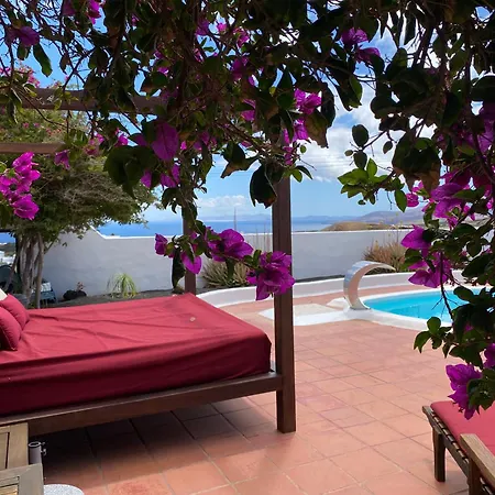Casa Camelio * Mácher