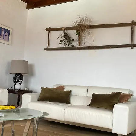 Casa Camelio * Mácher